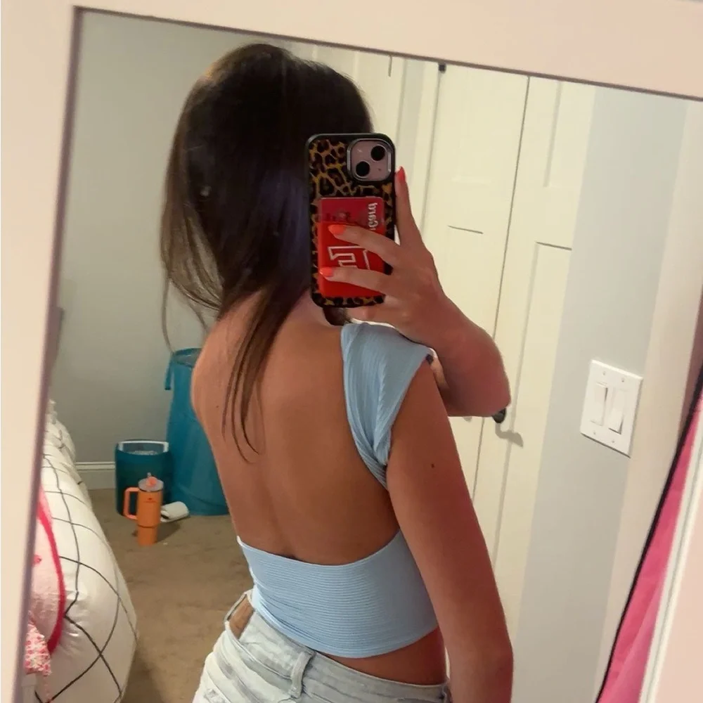 SHEIN Sky Blue Twist Front Crop Top - Picture 2 of 3